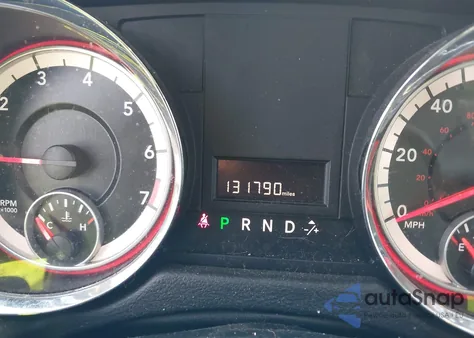 2014 Dodge Grand Caravan Sxt z USA, uszkodzony, nr VIN 2C4RDGCG7ER244691